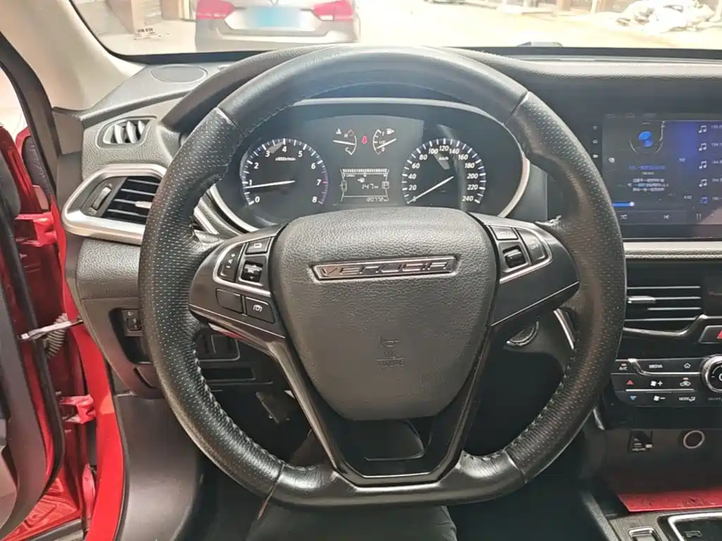 Venucia T90 2017 2017 2.0L CVT Smart Edition