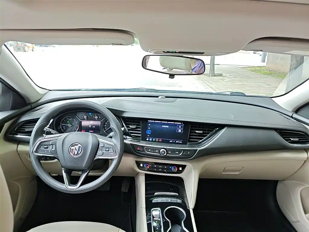 BUICK REGAL
