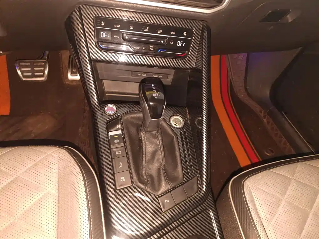Volkswagen Tayron X 2023 330TSI 2WD Premium High-Performance Edition фото 14