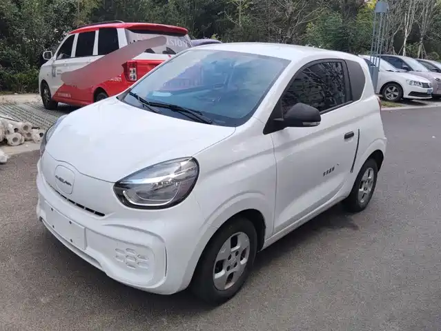 Roewe Clever 302km, 4 места, Супер