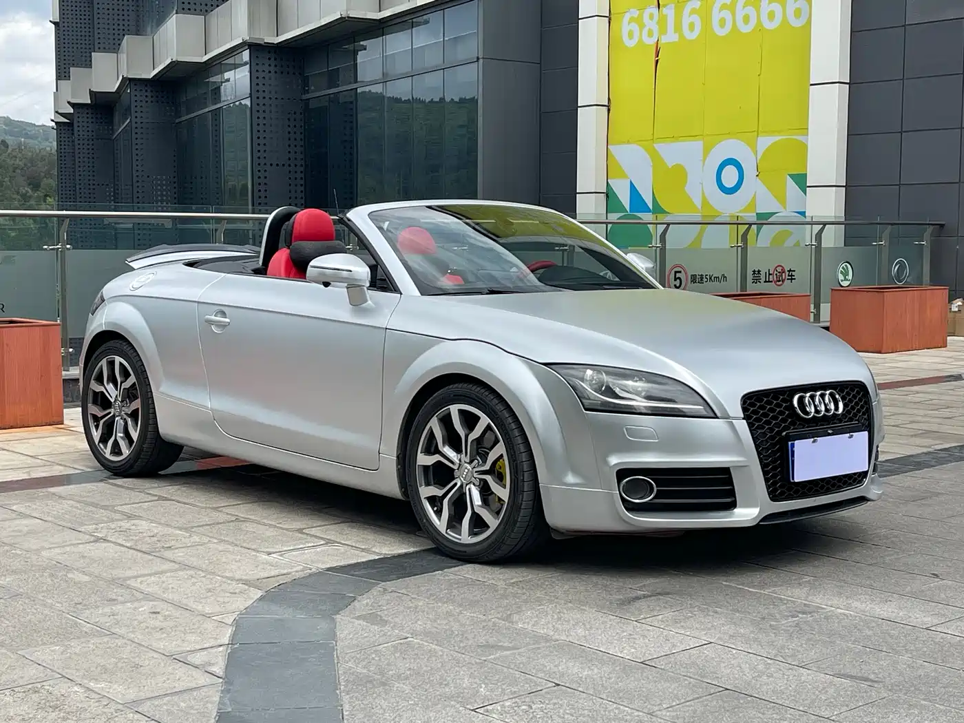 Audi TT 2011 TT Roadster 2.0TFSI фото 3