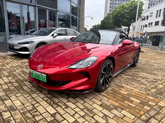  MG MG Cyberster 2024 520km Legend AWD Red Canopy Edition