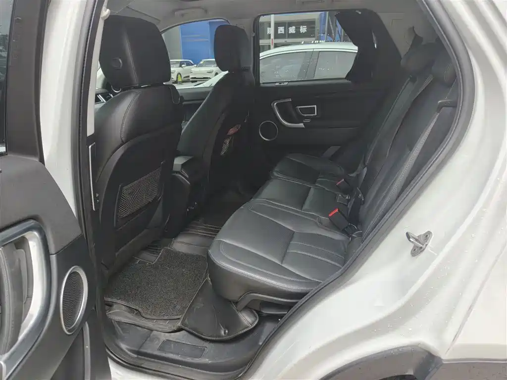 Land Rover Discovery Sport 2016 2.0T HSE фото 13