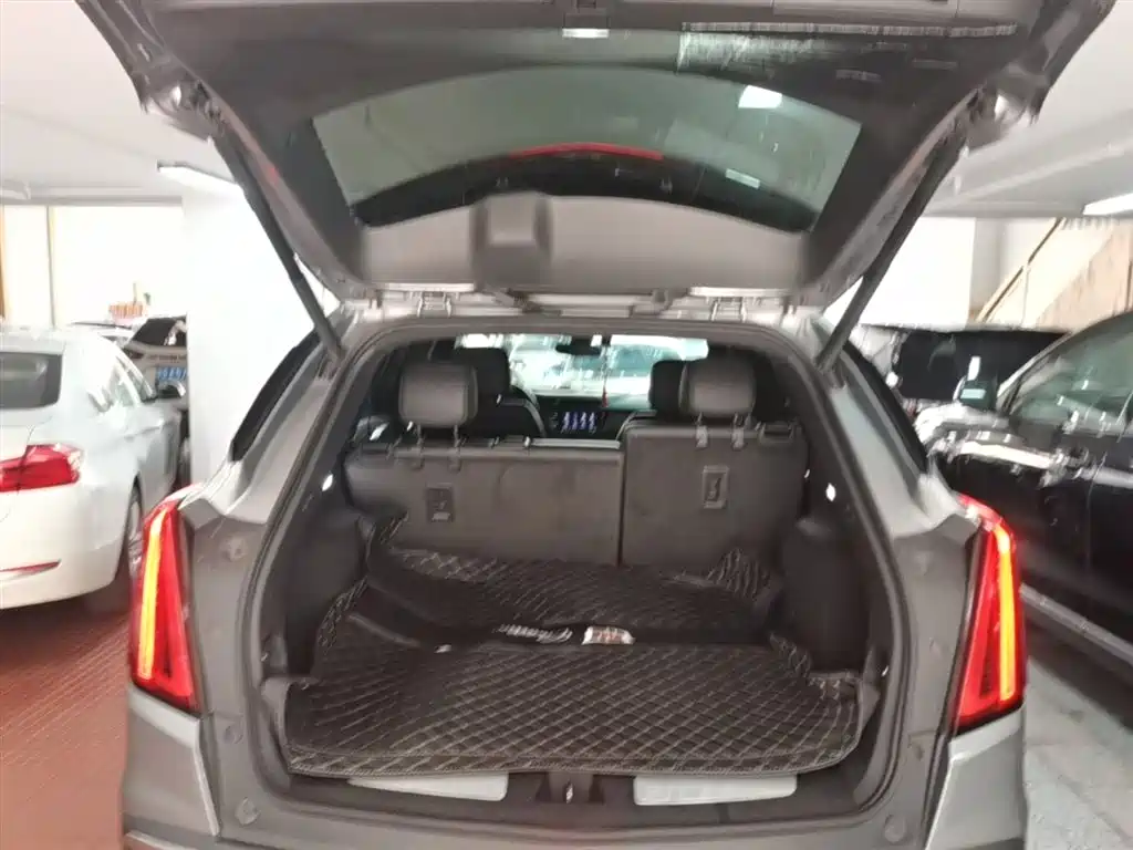 Cadillac XT5 2022 2.0T 2WD Luxury фото 19