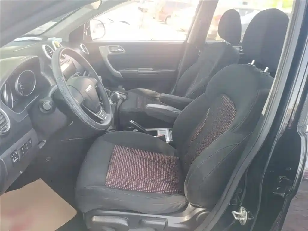 Haval H6 2014 Upgrade Edition 2.0T Diesel Manual 2WD Urban Type фото 15