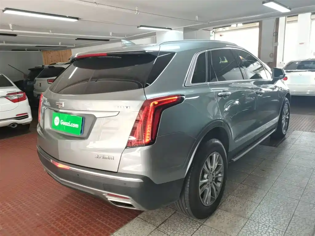 Cadillac XT5 2022 2.0T 2WD Luxury фото 7