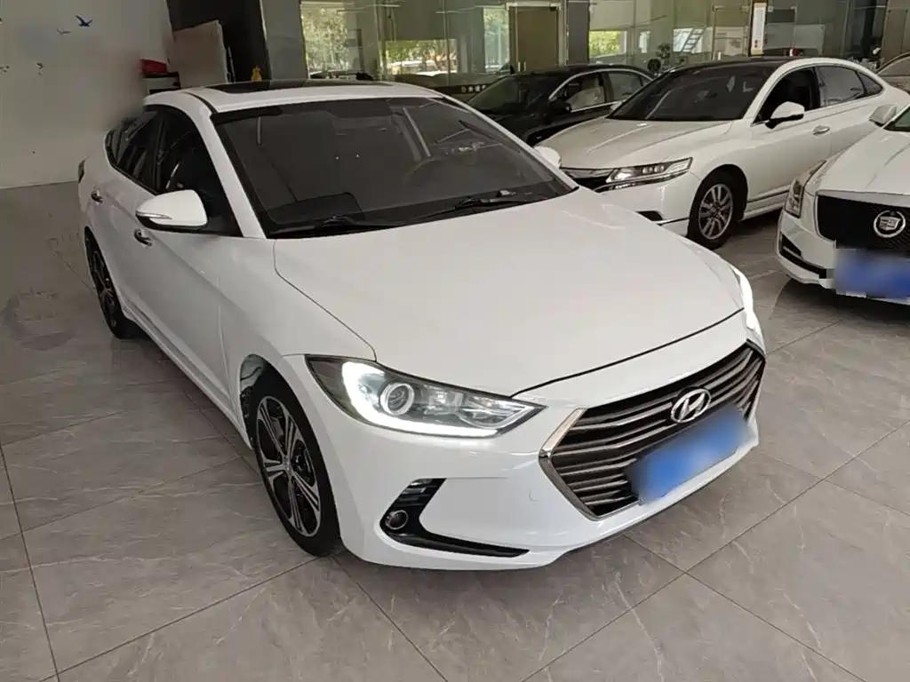 Hyundai Elantra 2018 1.4T DCT Dynamic·Vitality Model фото 4