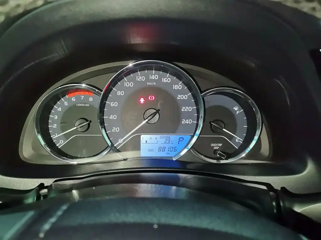 Toyota Levin 2017 Facelift 185T CVT Elite Edition China VI фото 4