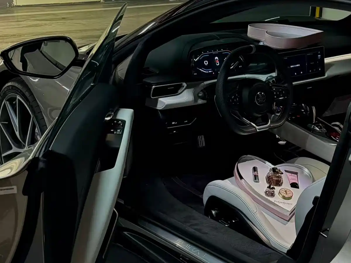 LOTUS SPORTS CAR EMIRA