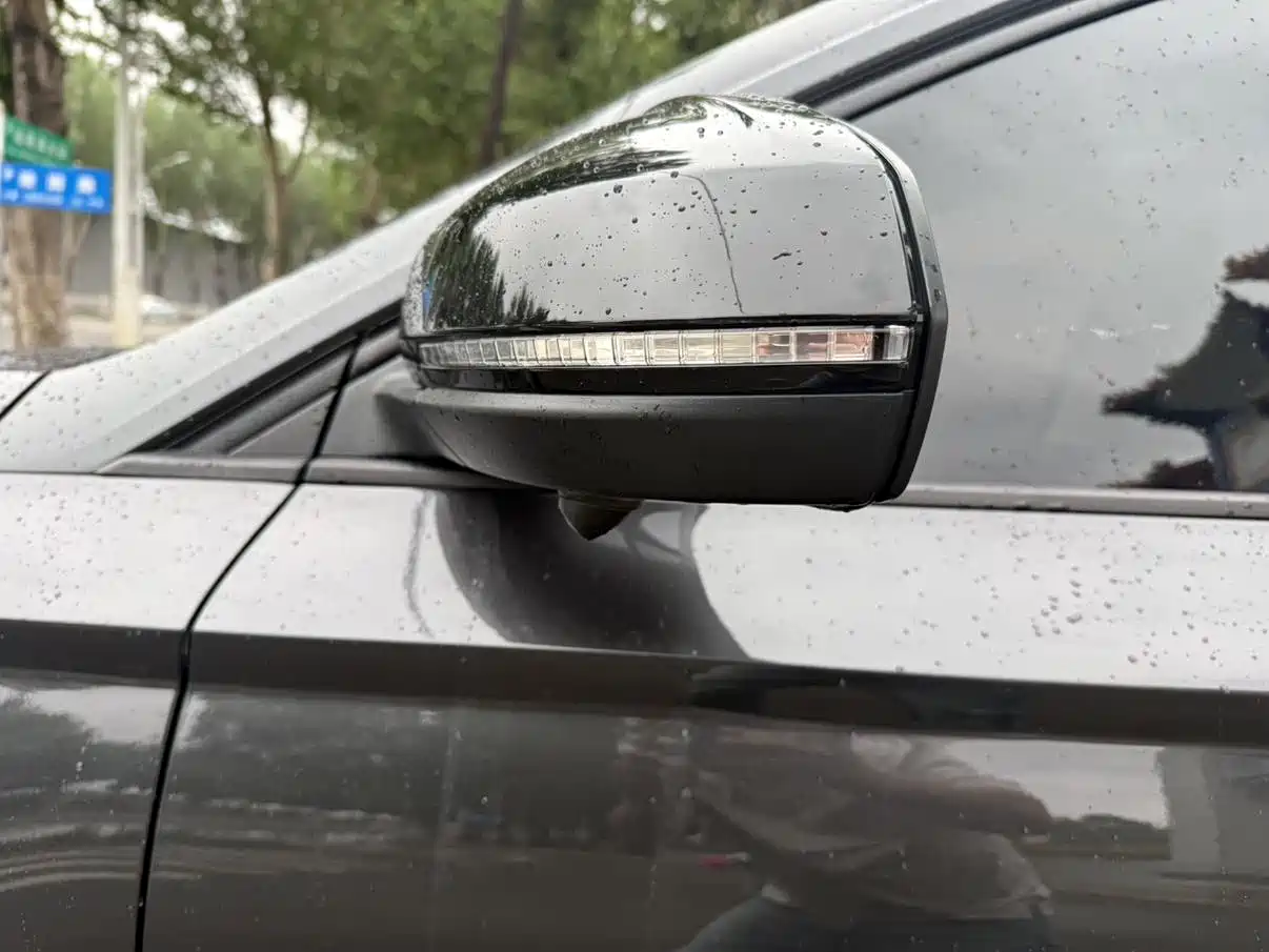 Фото 9 - Jetta VS7