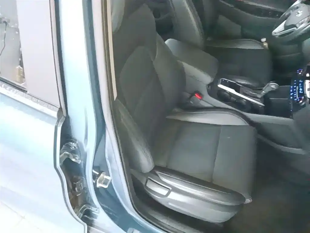 Hyundai Tucson 2015 1.6T Dual Clutch 2WD Smart фото 25