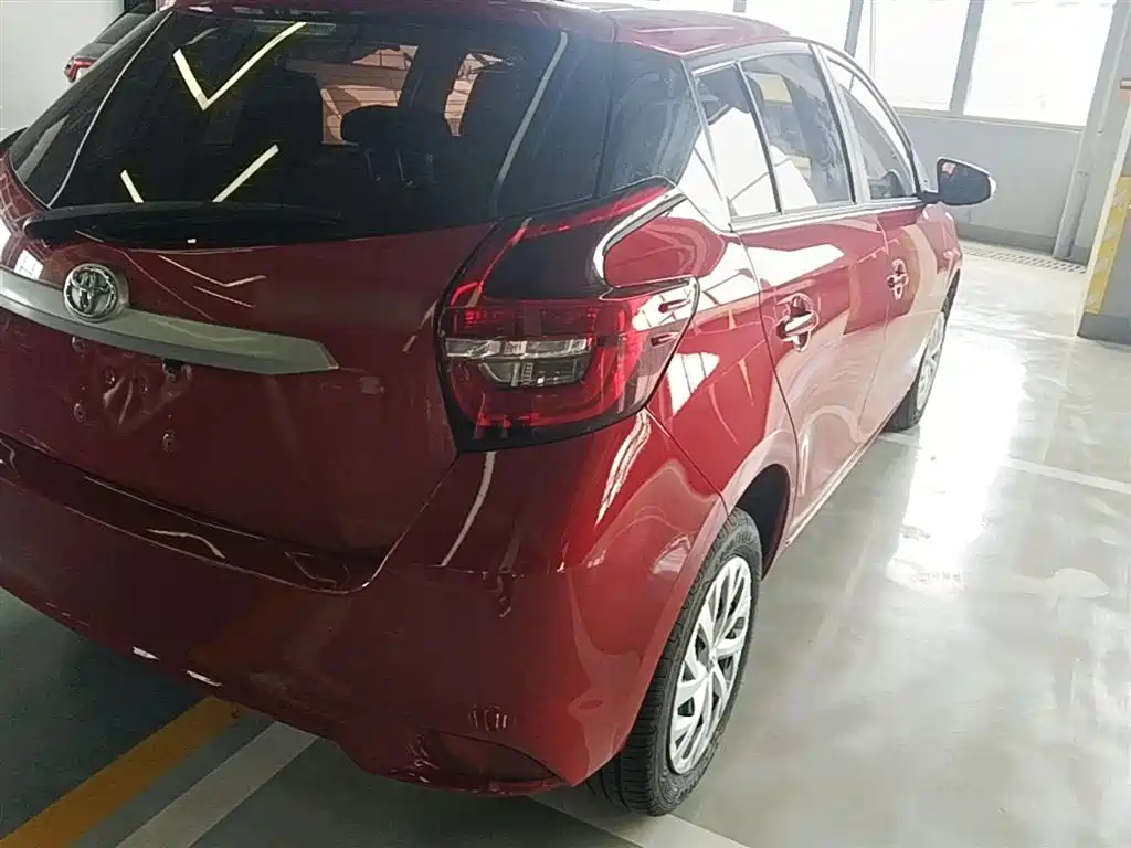 Toyota Vios FS 2021 1.5L CVT Fengchi Edition фото 8