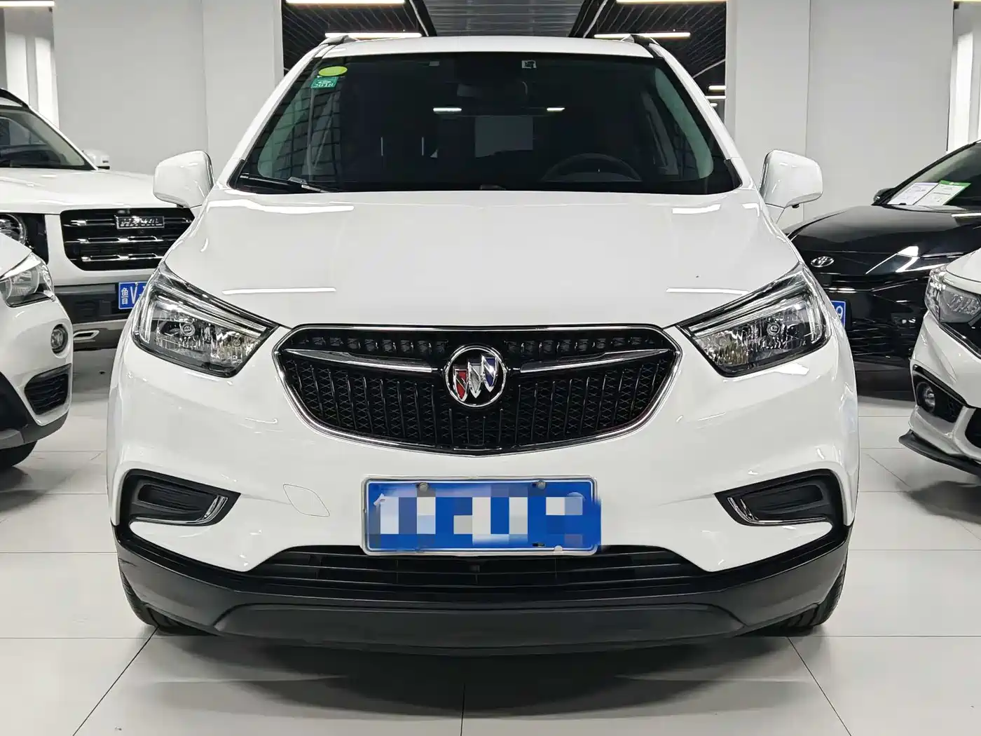 Buick Encore 2016 18T Automatic 2WD Urban Leading фото 2