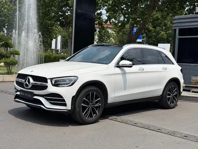 Mercedes-Benz GLC 2021