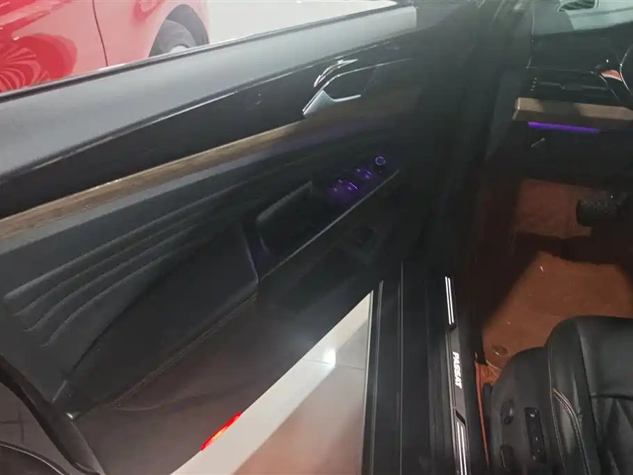 Volkswagen Passat 2019 Model 330TSI Luxury Edition China V фото 7