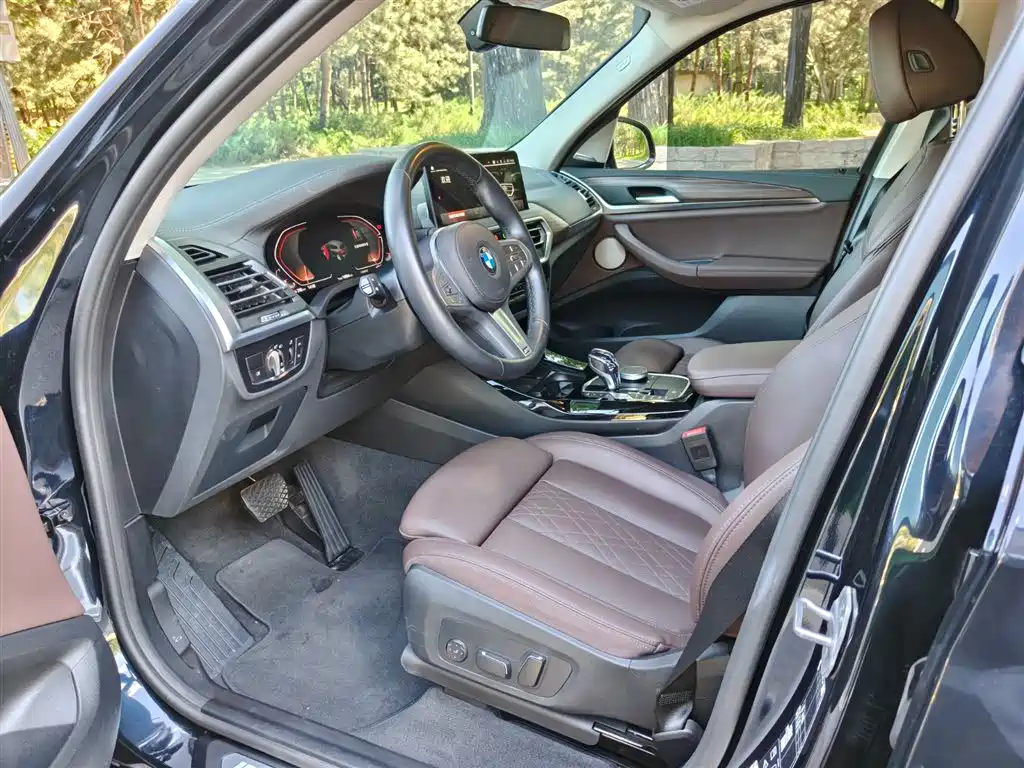 BMW X3 2023 xDrive30i Leading M Night Package фото 4