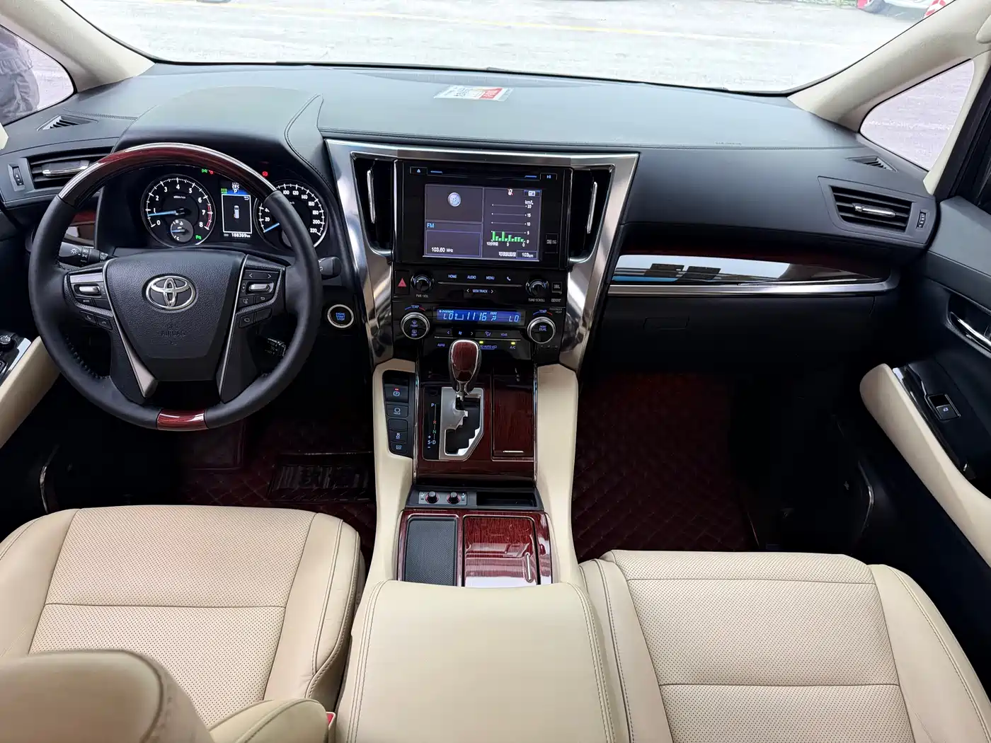 Toyota Alphard 2015 3.5L Luxury Edition фото 17