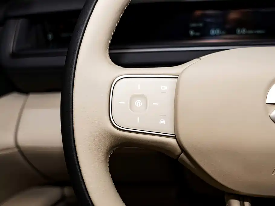 NIO ES8 2026 2025 Model 6-Seat Executive Luxury Edition