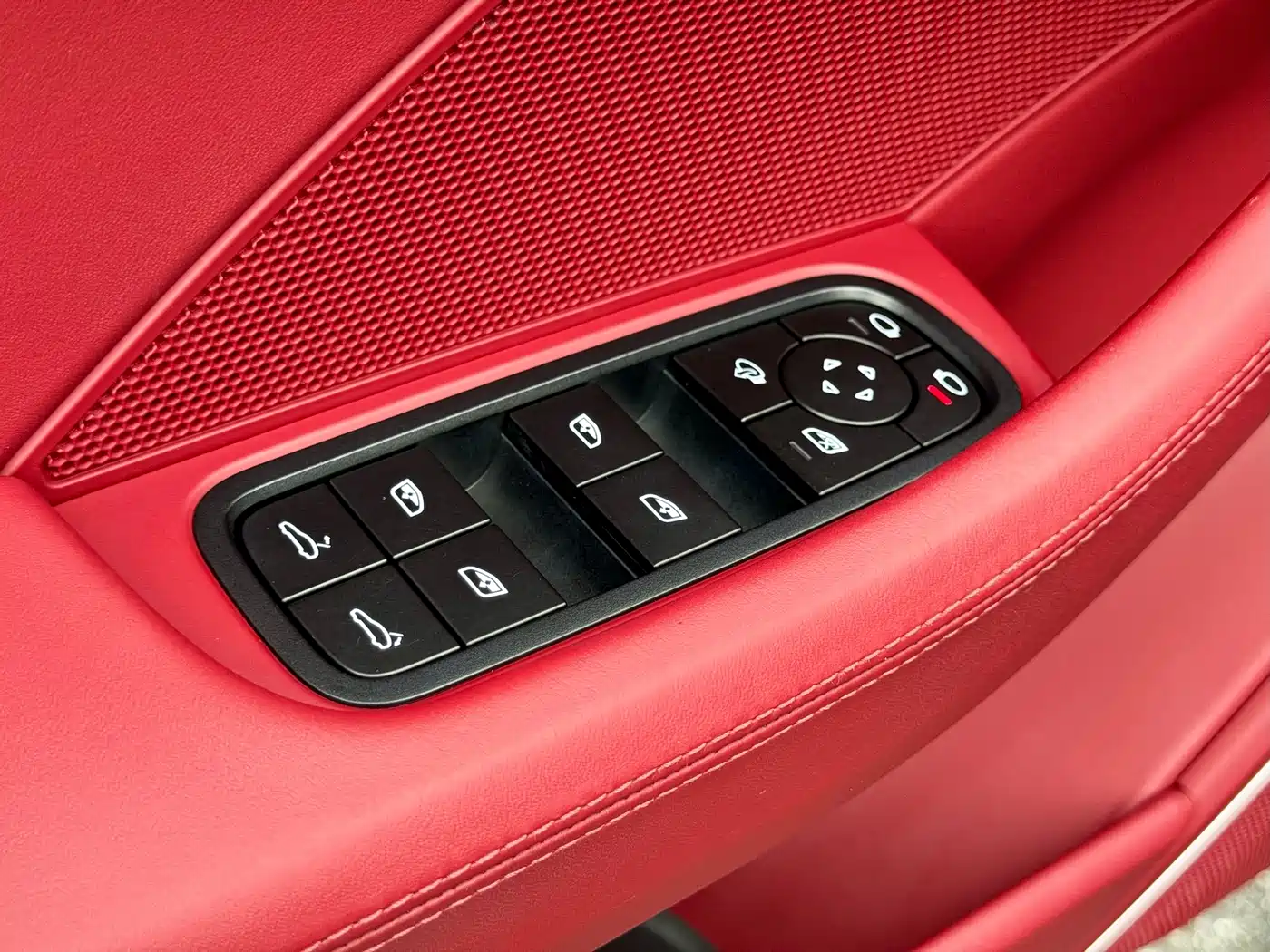 Porsche Panamera 2023 Panamera 2.9T Platinum Edition фото 13
