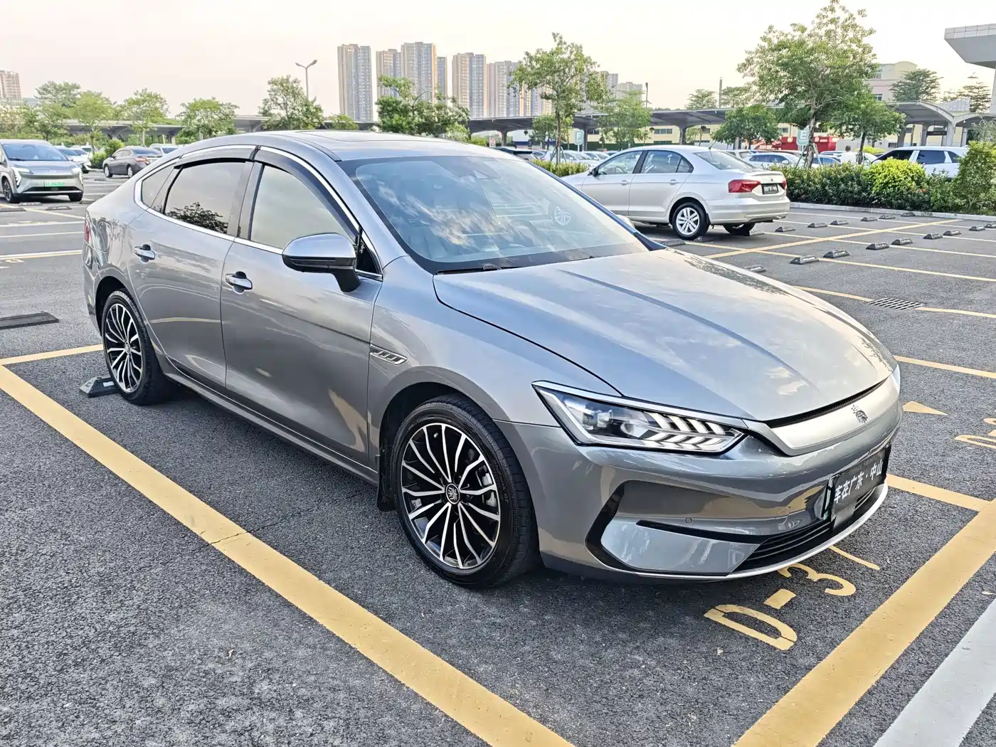 Photo 3 - BYD Qin PLUS