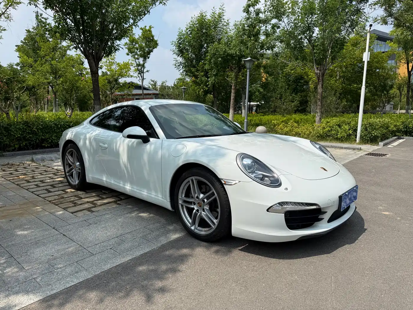 Фото 3 - Porsche 911