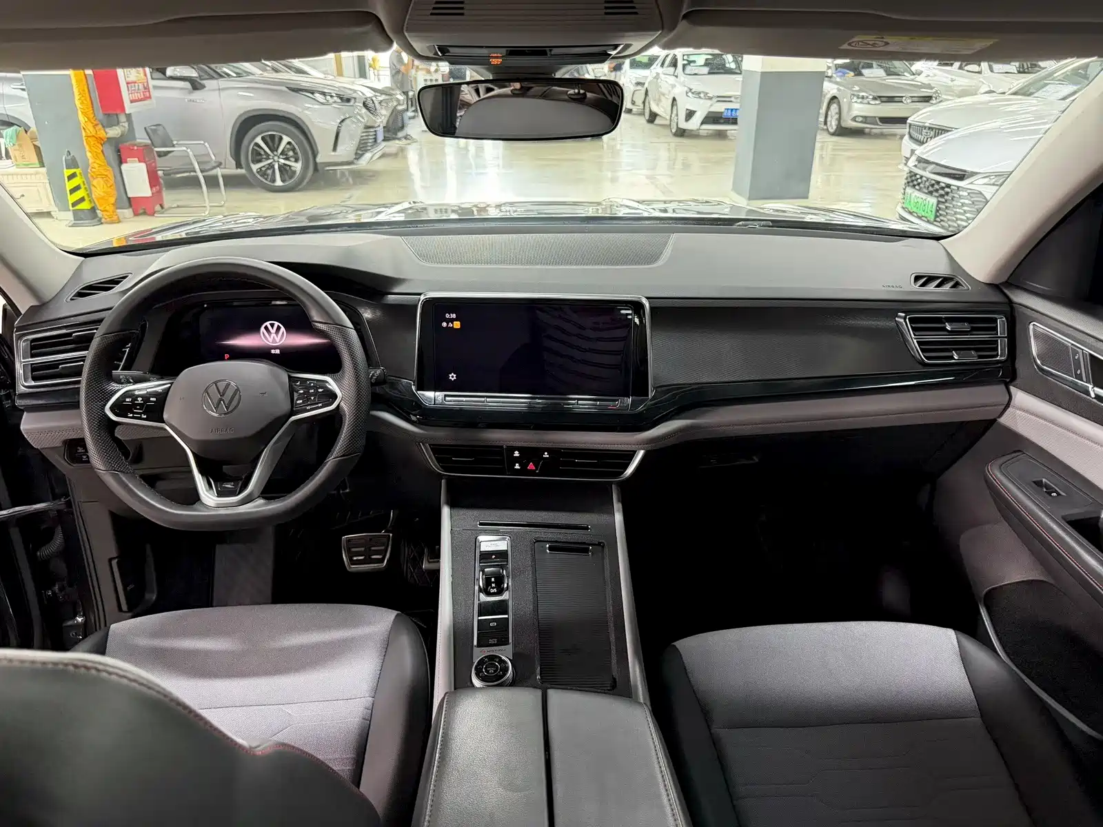 Фото 5 - Volkswagen Teramont