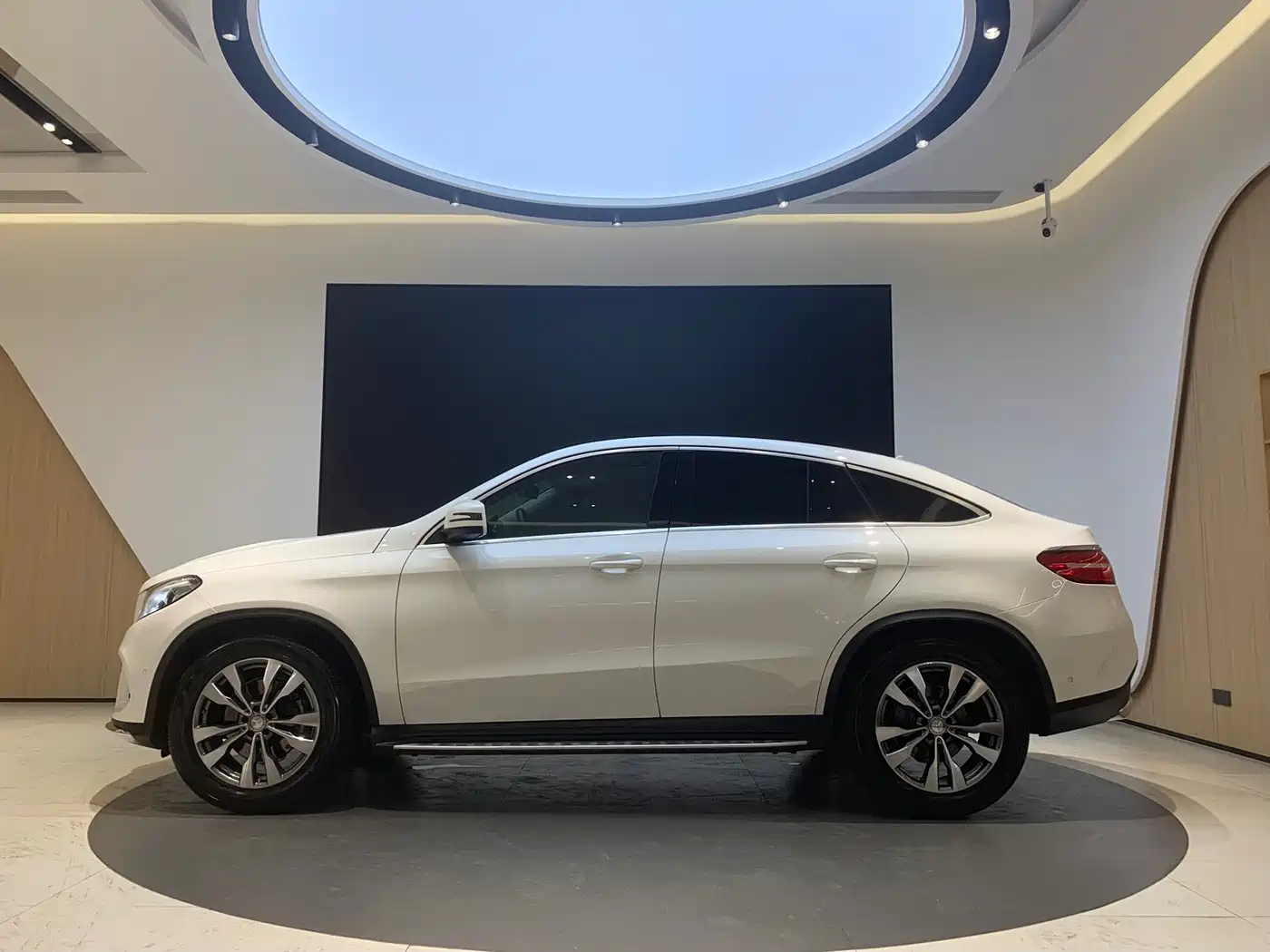 Mercedes-Benz GLE Coupe 2015 GLE 400 4MATIC Coupe SUV фото 5