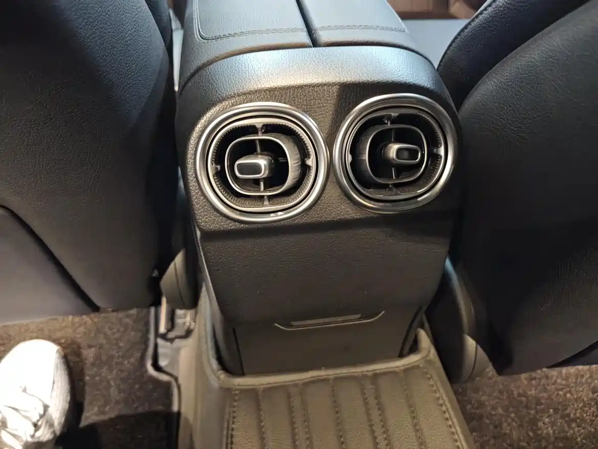 Mercedes-Benz C-Class 2023 C 260 L Sport фото 12