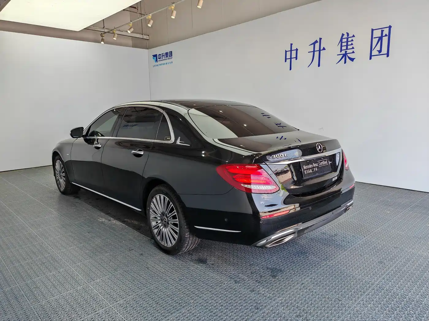 Mercedes-Benz E-Class 2020 Facelift E 300 L Exclusive фото 4