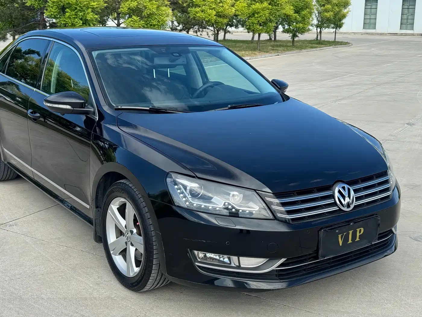 Volkswagen Passat 2013 2.0TSI DSG Yuzun фото 3