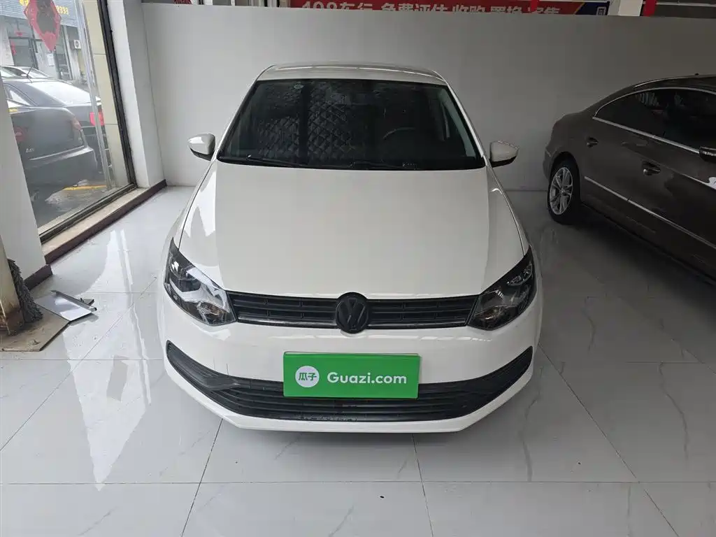 Volkswagen Polo 2018 1.5L Auto Safe Drive фото 3