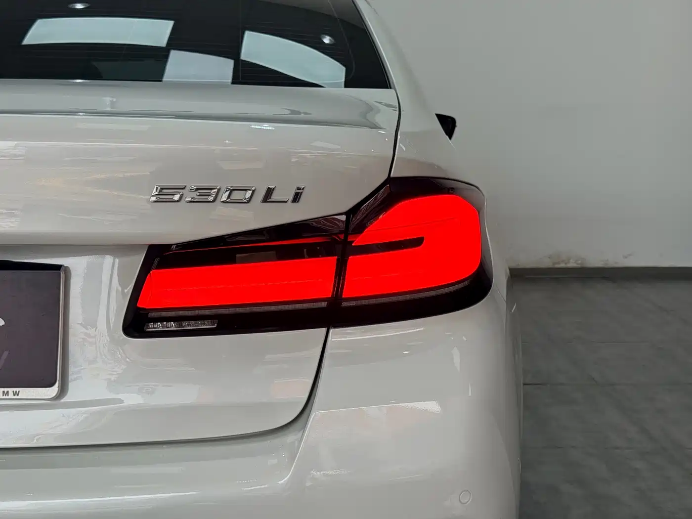 BMW 5 Series 2022 Facelift 530Li Leading M Sport Package фото 18