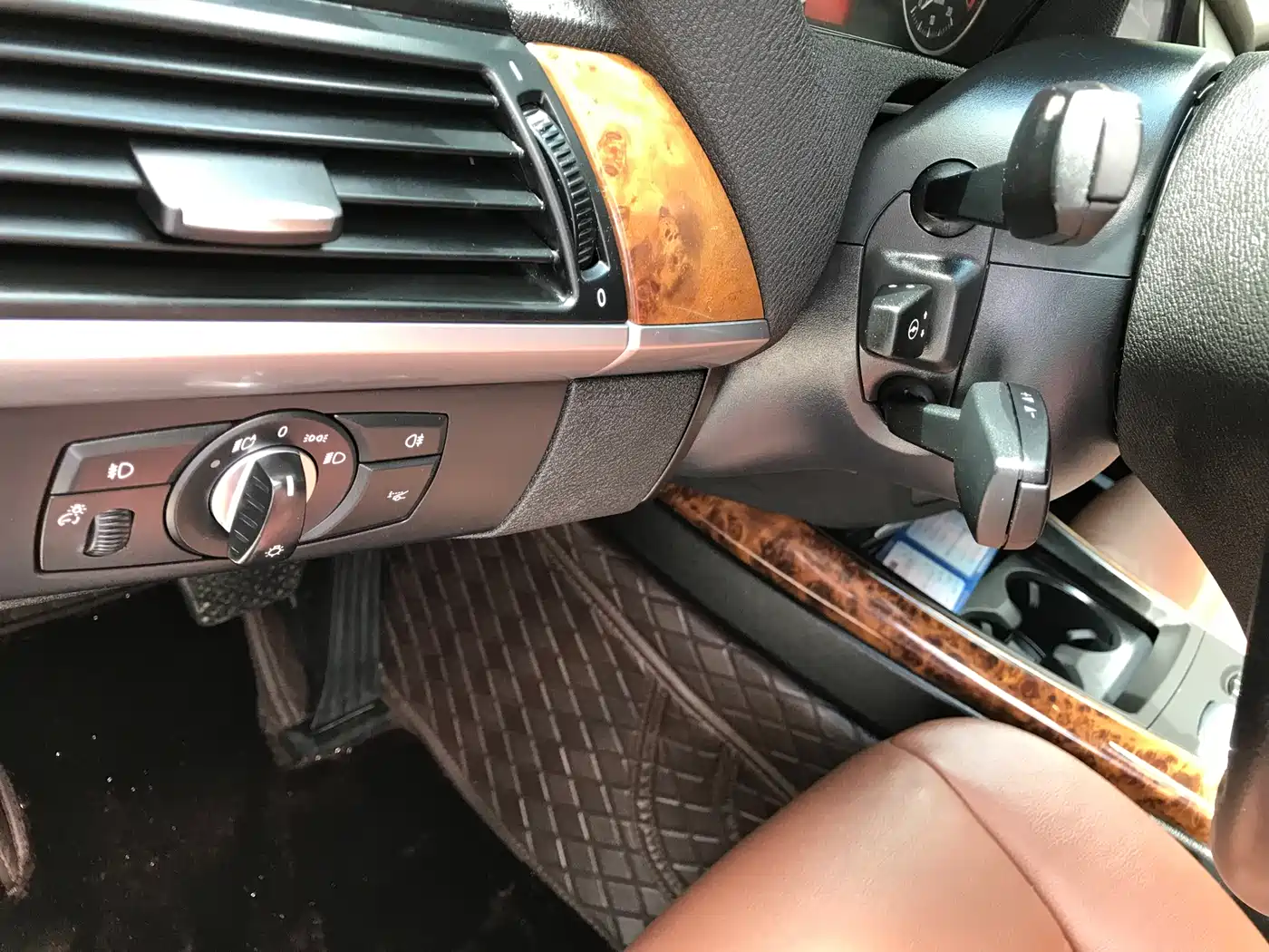 BMW X5 (Import) 2011 xDrive35i Luxury Edition фото 10