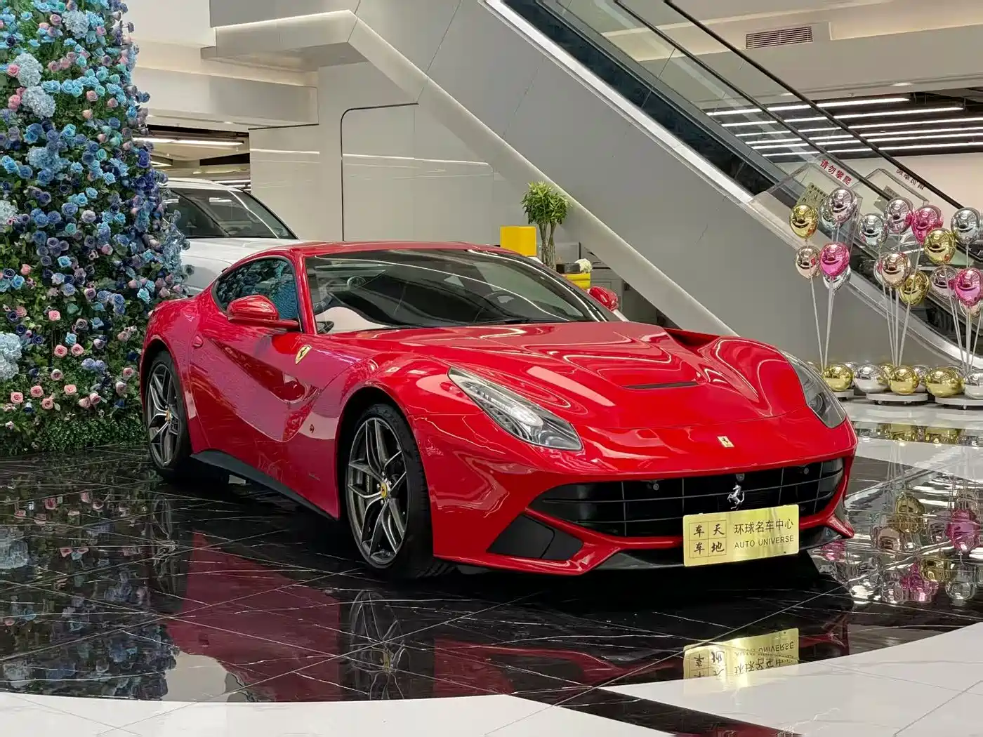 Ferrari F12berlinetta 2016 2013 6.3L Standard