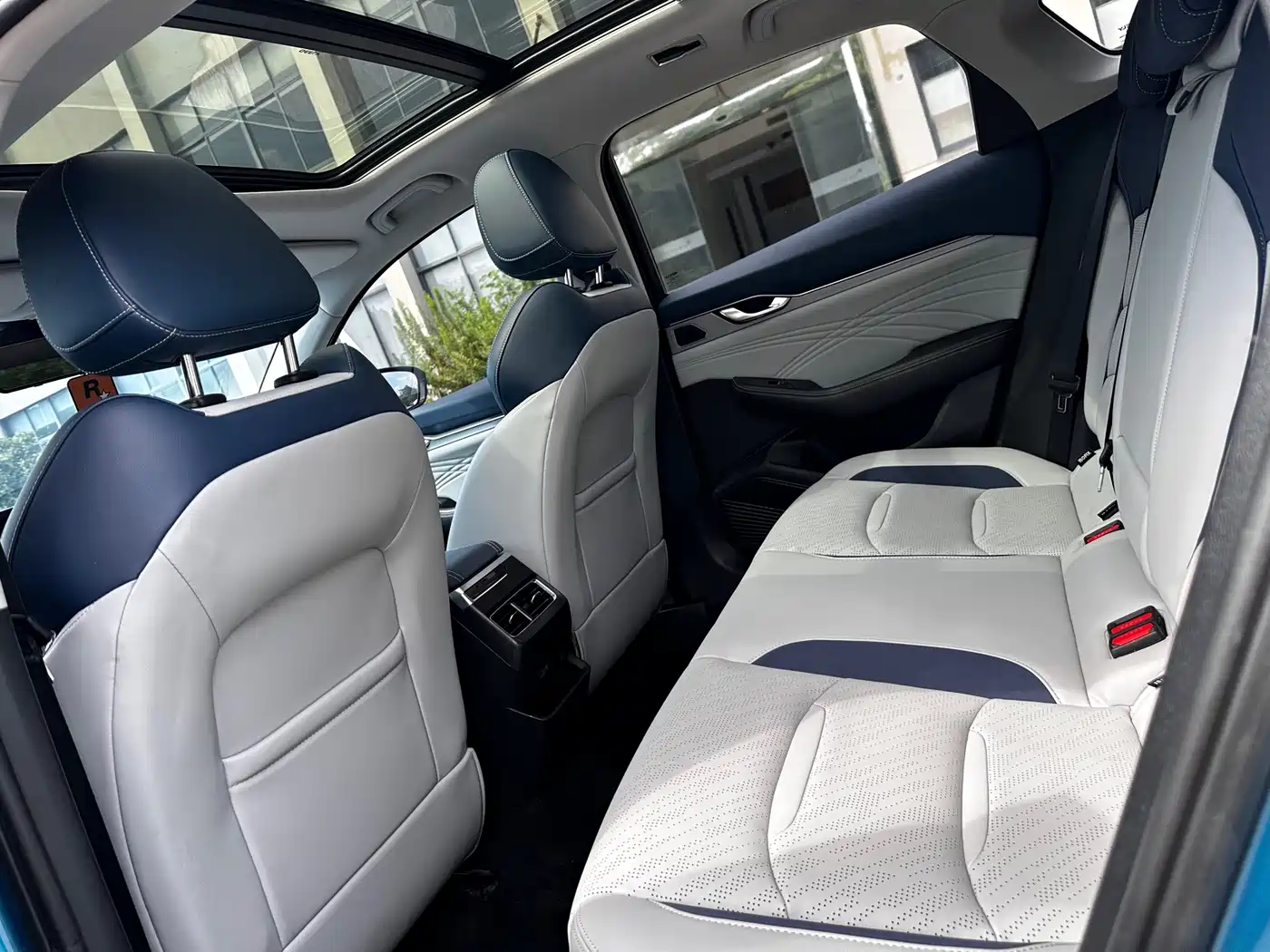 Фото 8 - Geely Preface