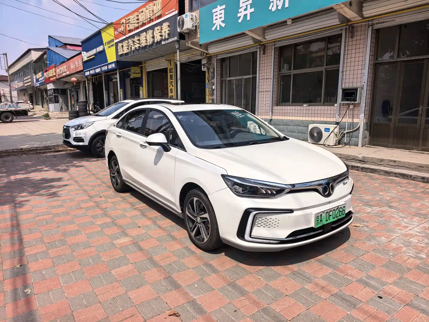 BAIC Beijing EU5 2018 2018 R500 Smart Wind Edition