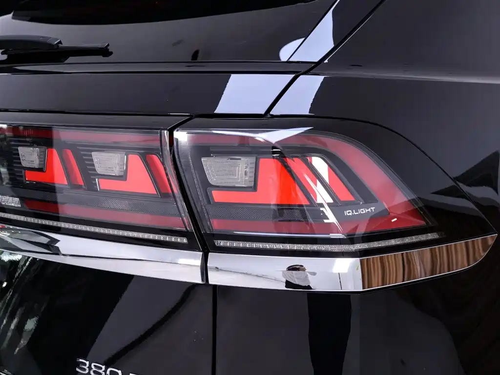VOLKSWAGEN TOURANG