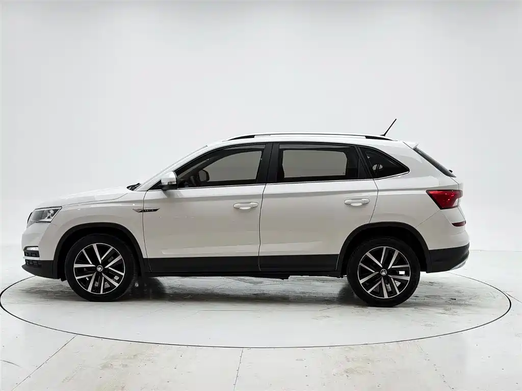 Škoda Kamiq 2022 1.5L Automatic Comfort Edition фото 7