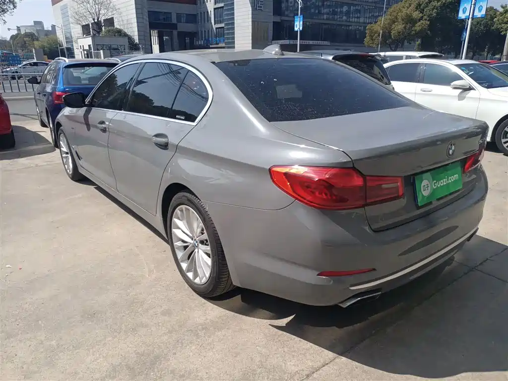 BMW 5 Series 2018 525Li Luxury Package фото 5