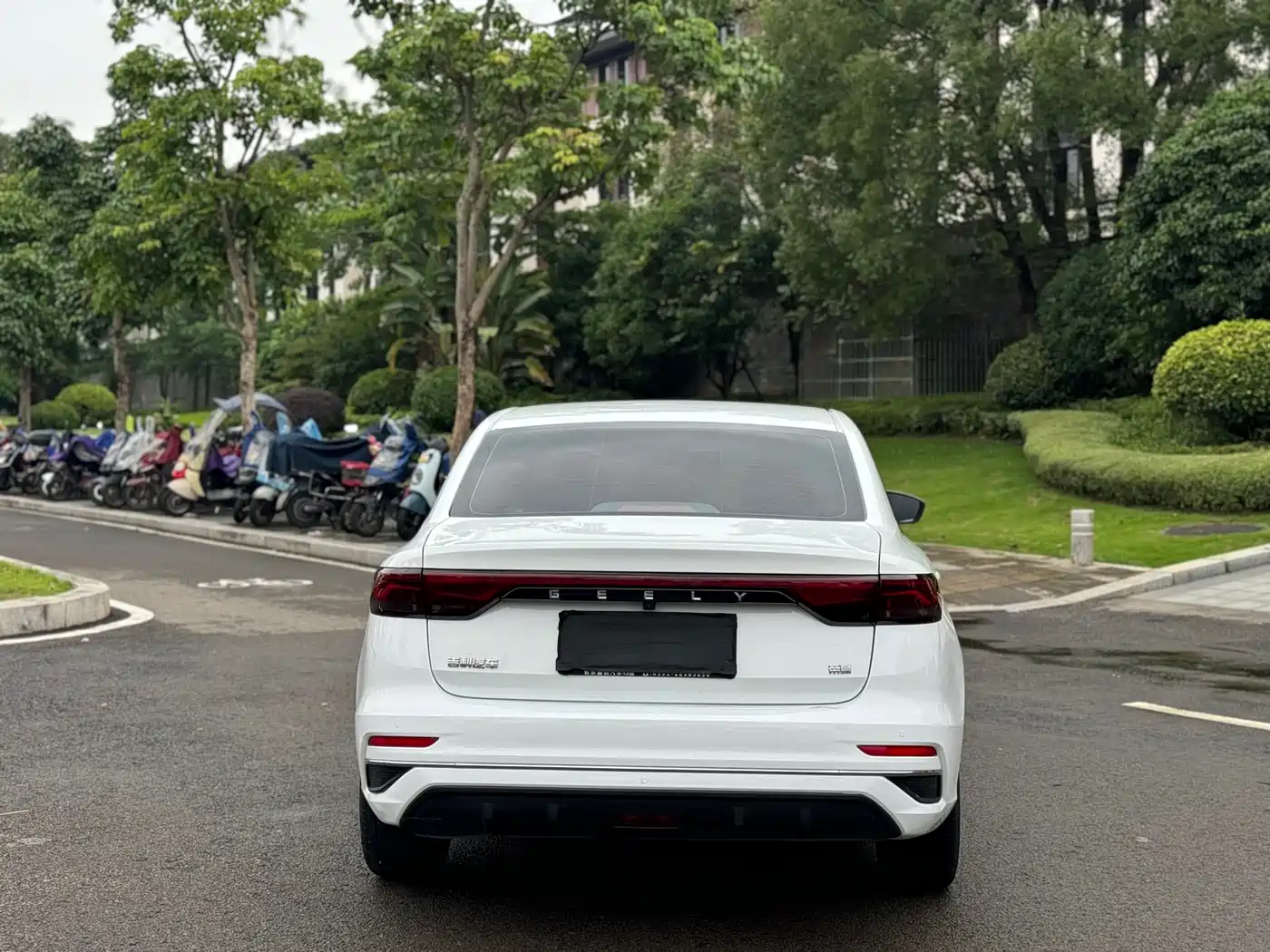 GEELY EMGRAND