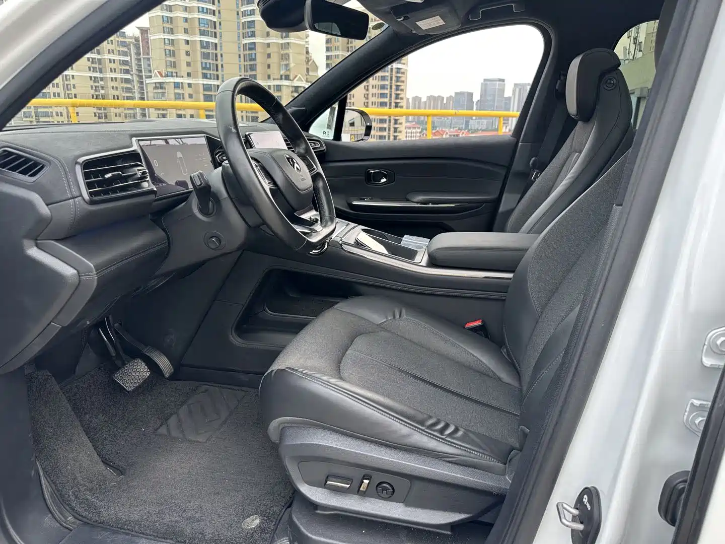 Фото 4 - NIO EC6