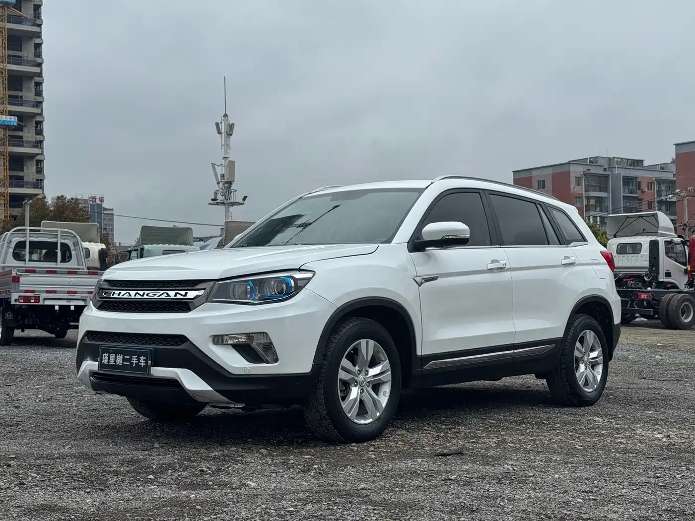 CHANGAN CS75