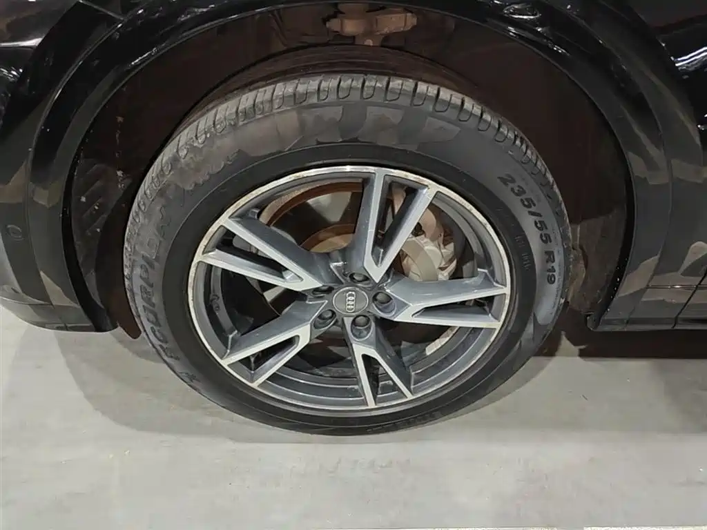 Audi Q5L 2020 45 TFSI Exclusive Fashion фото 23