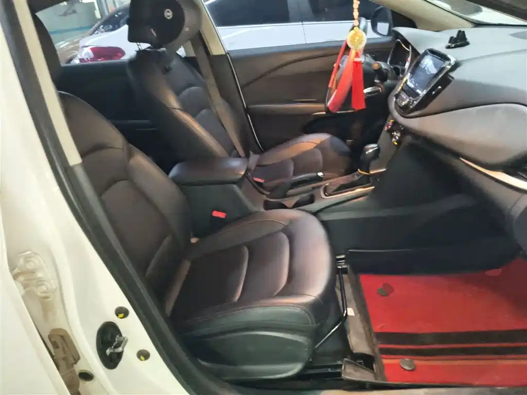 Chevrolet Monza 2020 Mild Hybrid Redline 320T Dual-Clutch Refreshing Edition фото 25