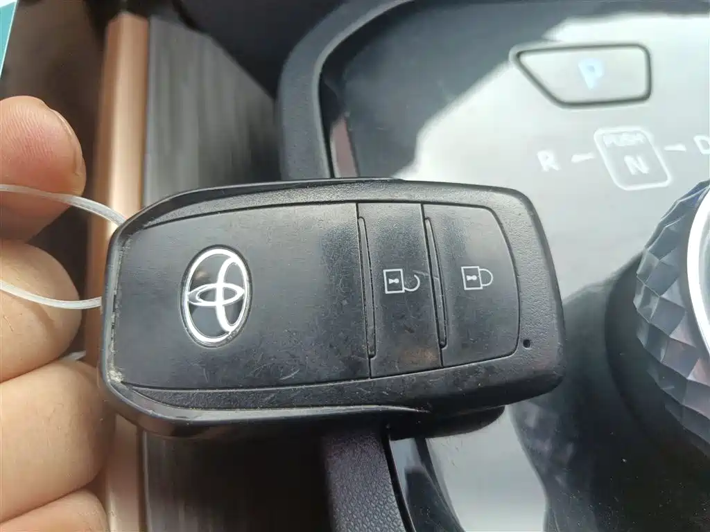 Toyota bZ3 2023 616km Long Range Premium фото 17