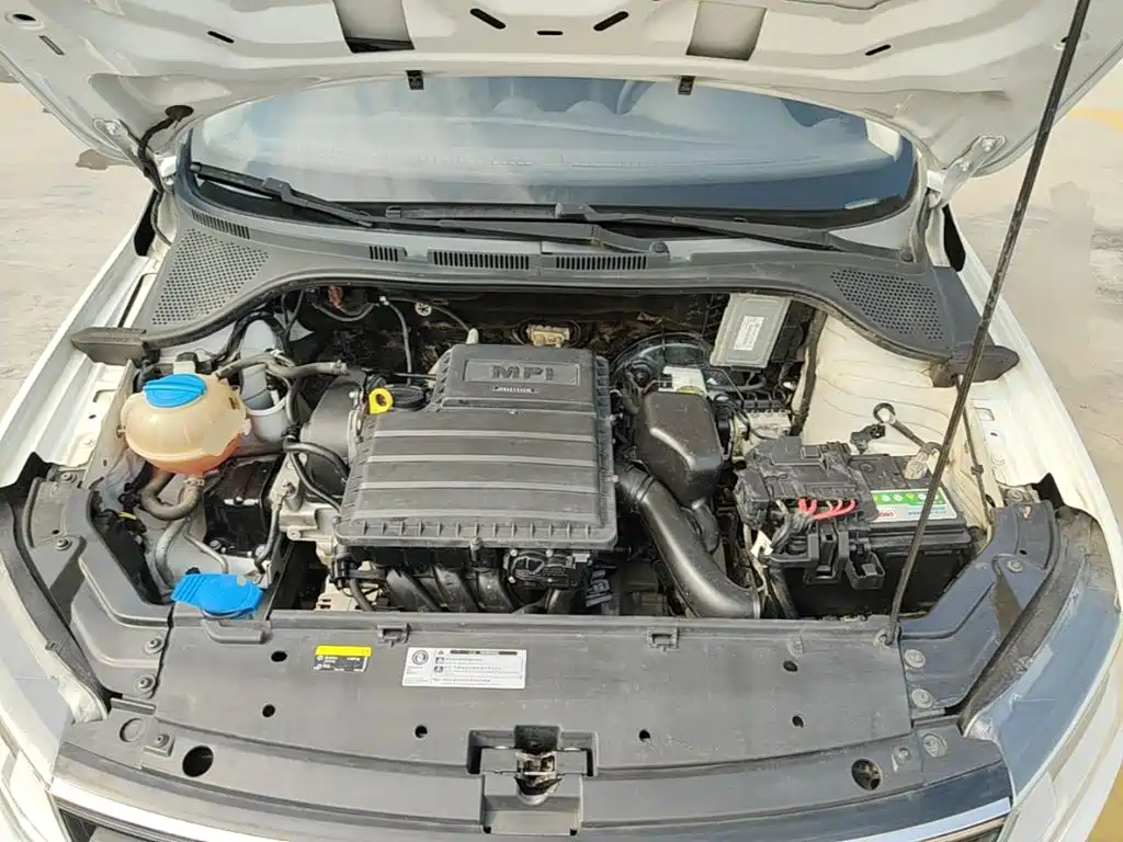 Photo 20 - Volkswagen Jetta