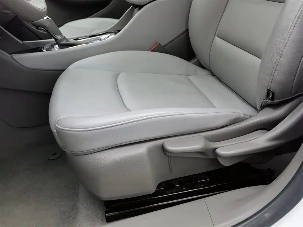 Chevrolet Malibu XL 2020 535T CVT Sharp Edition фото 20