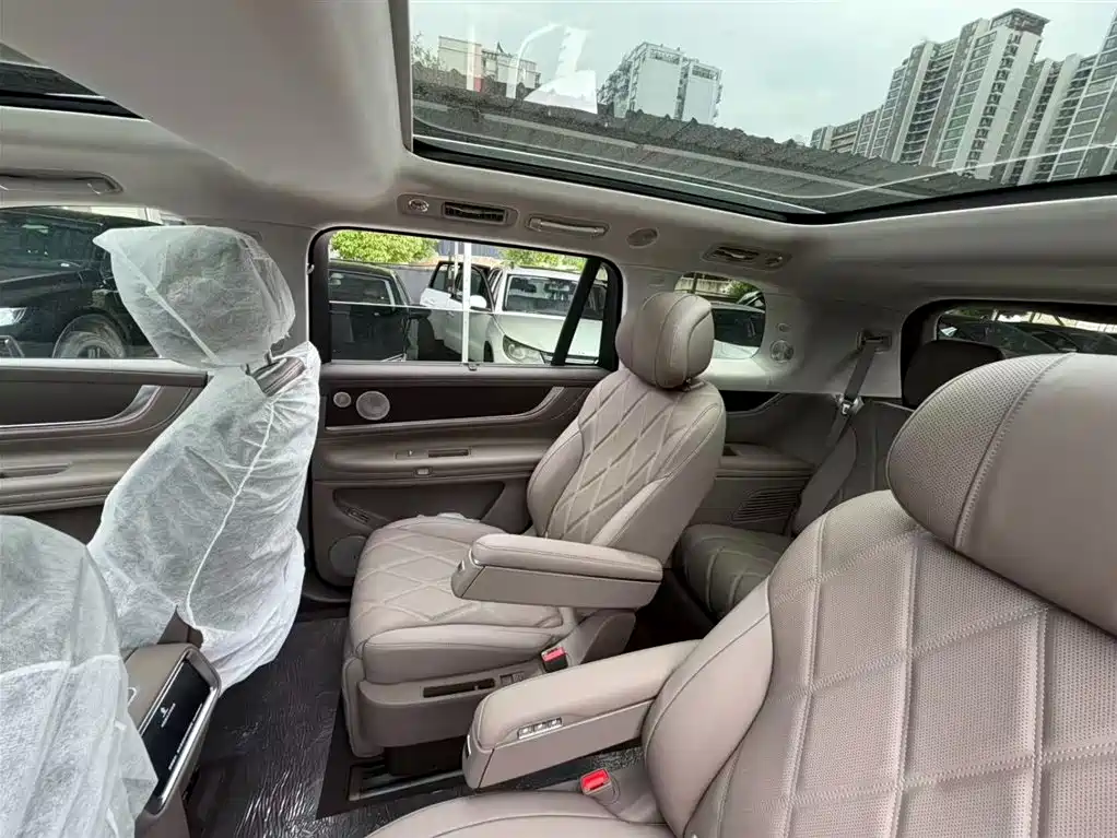 AITO Wenjie AITO M9 2026 Extended Range Max Edition 52kWh 5-seater фото 26