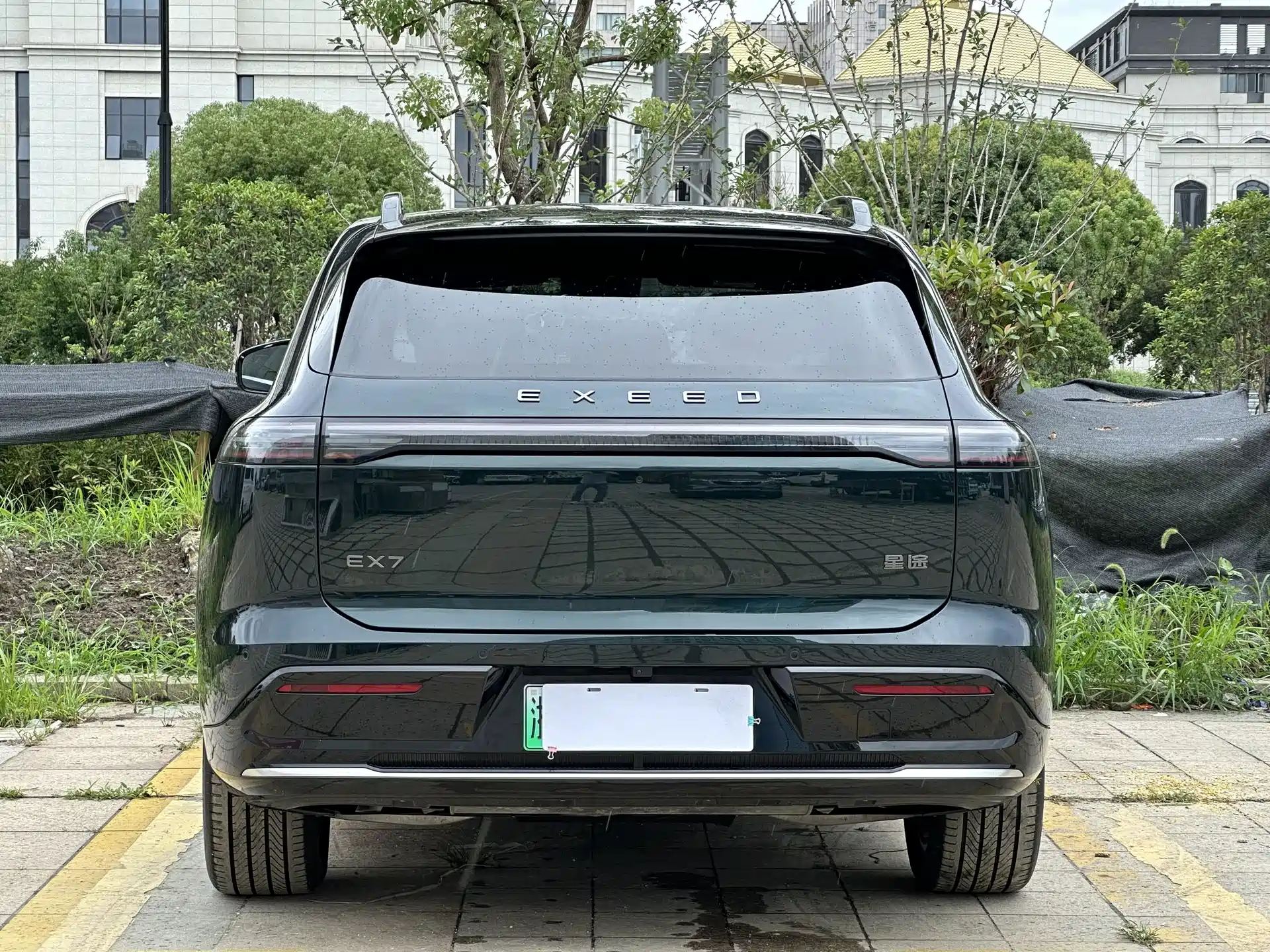 Фото 11 - Exeed EX7