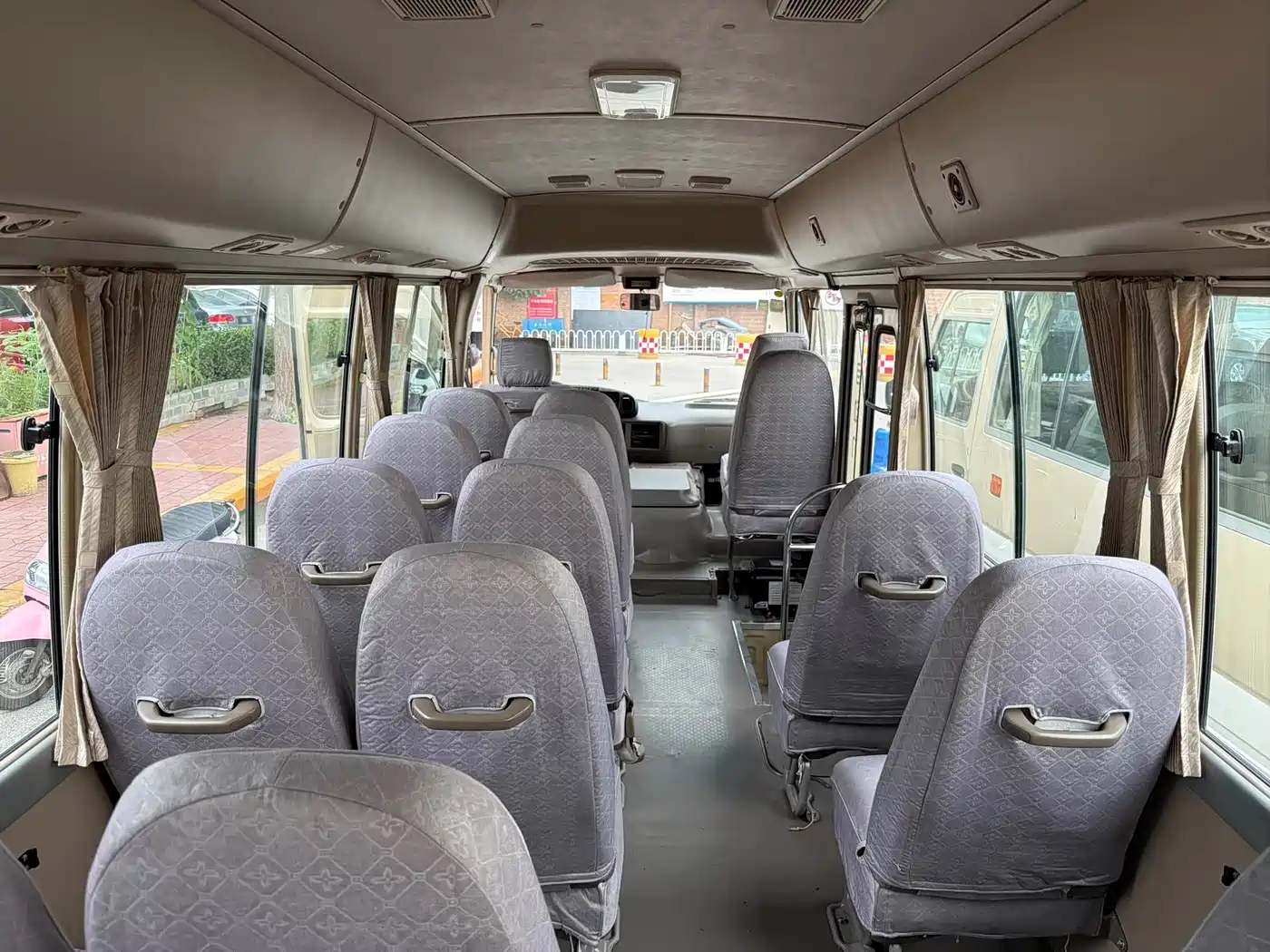Toyota Coaster 2009 2007 2.7L Gasoline Premium Upgrade Edition 23-seater